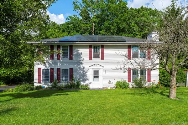 44 Inwood AVE, Poughkeepsie, NY 12601