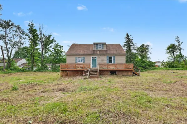 687 Whitley LN, Highland, NY 12528