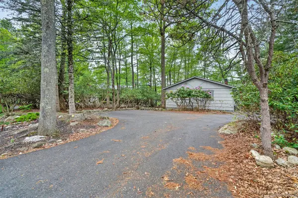 117 Lake Shore DR, Rock Hill, NY 12775
