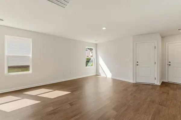 158 Cloverfield LN, Spartanburg, SC 29303