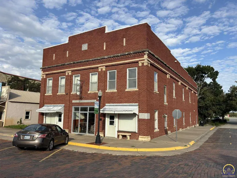 232 Broadway, Cottonwood Falls, KS 66845