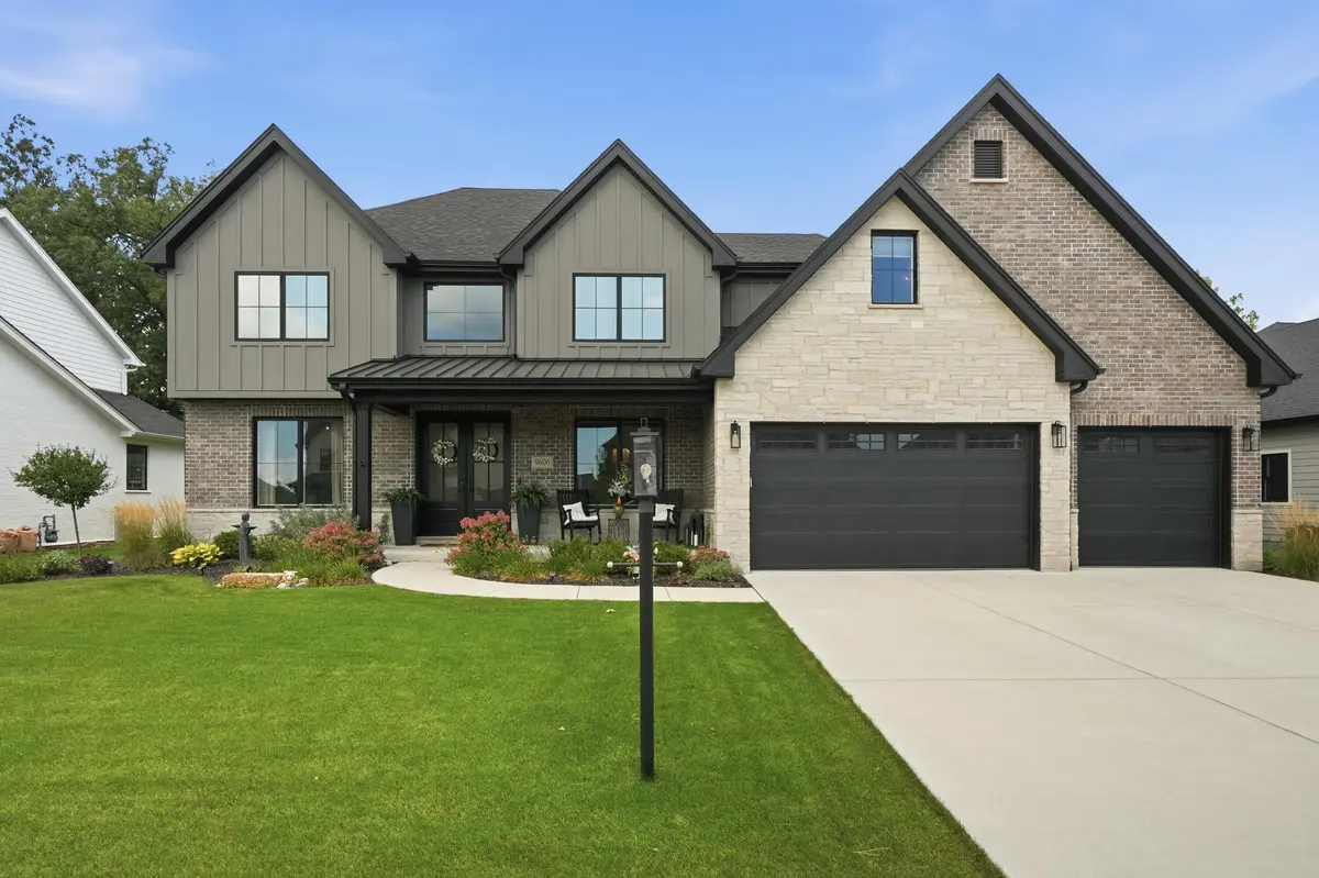 9606 Fescue DR, St. John, IN 46373