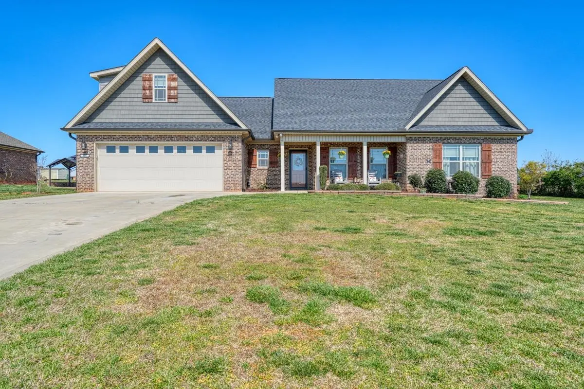927 Love Springs RD, Cowpens, SC 29330