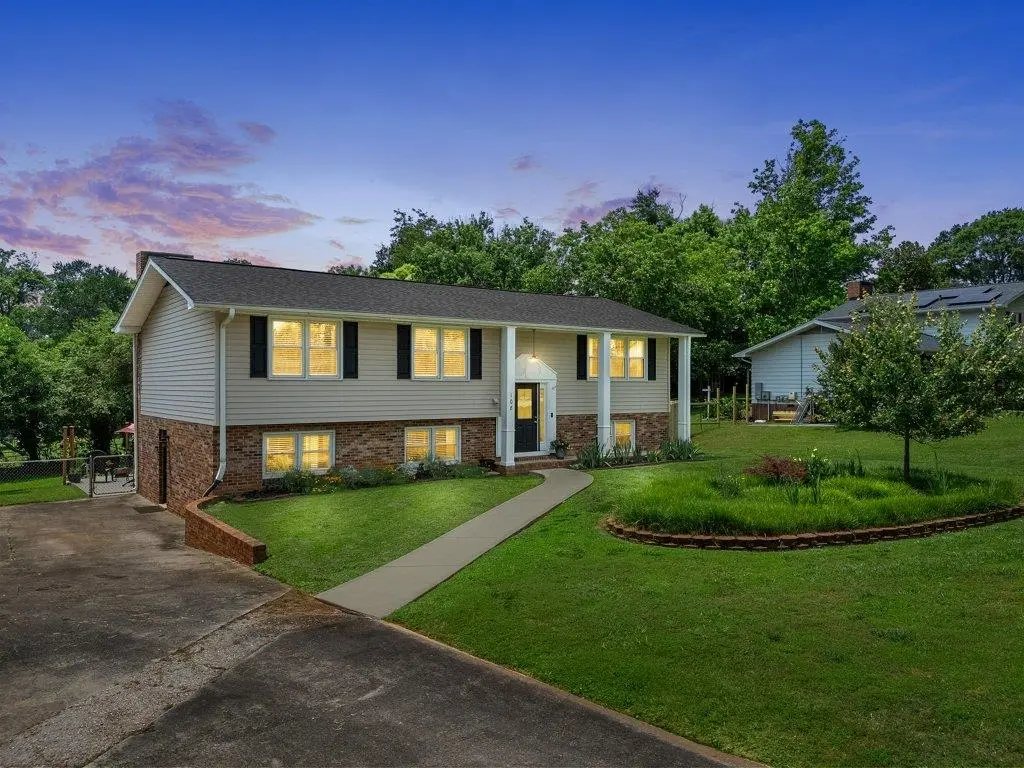 108 Wellington DR, Mauldin, SC 29662