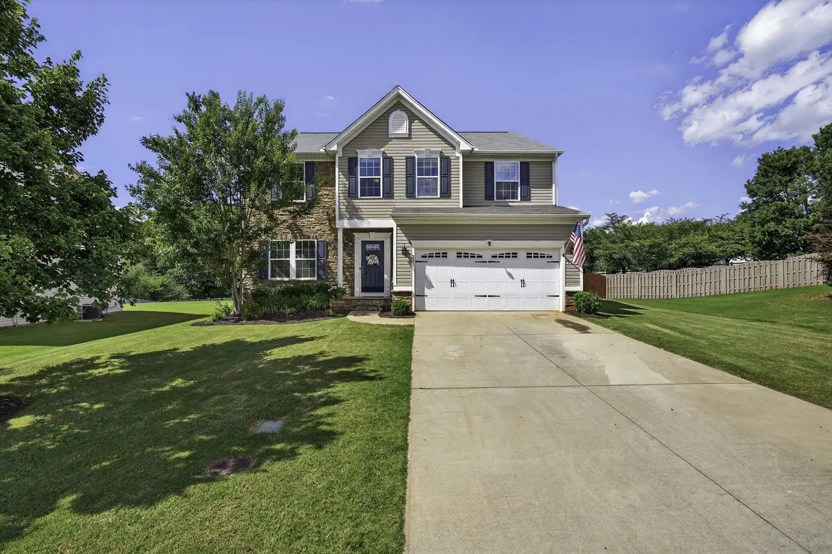 221 Wateree WAY, Simpsonville, SC 29680