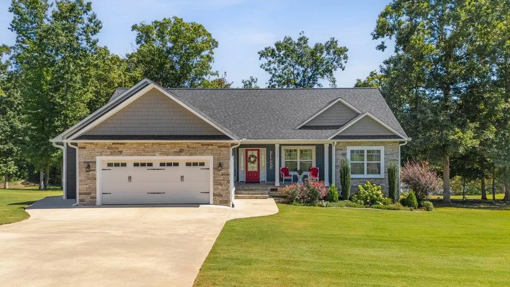 215 Cane Creek WAY, Campobello, SC 29322