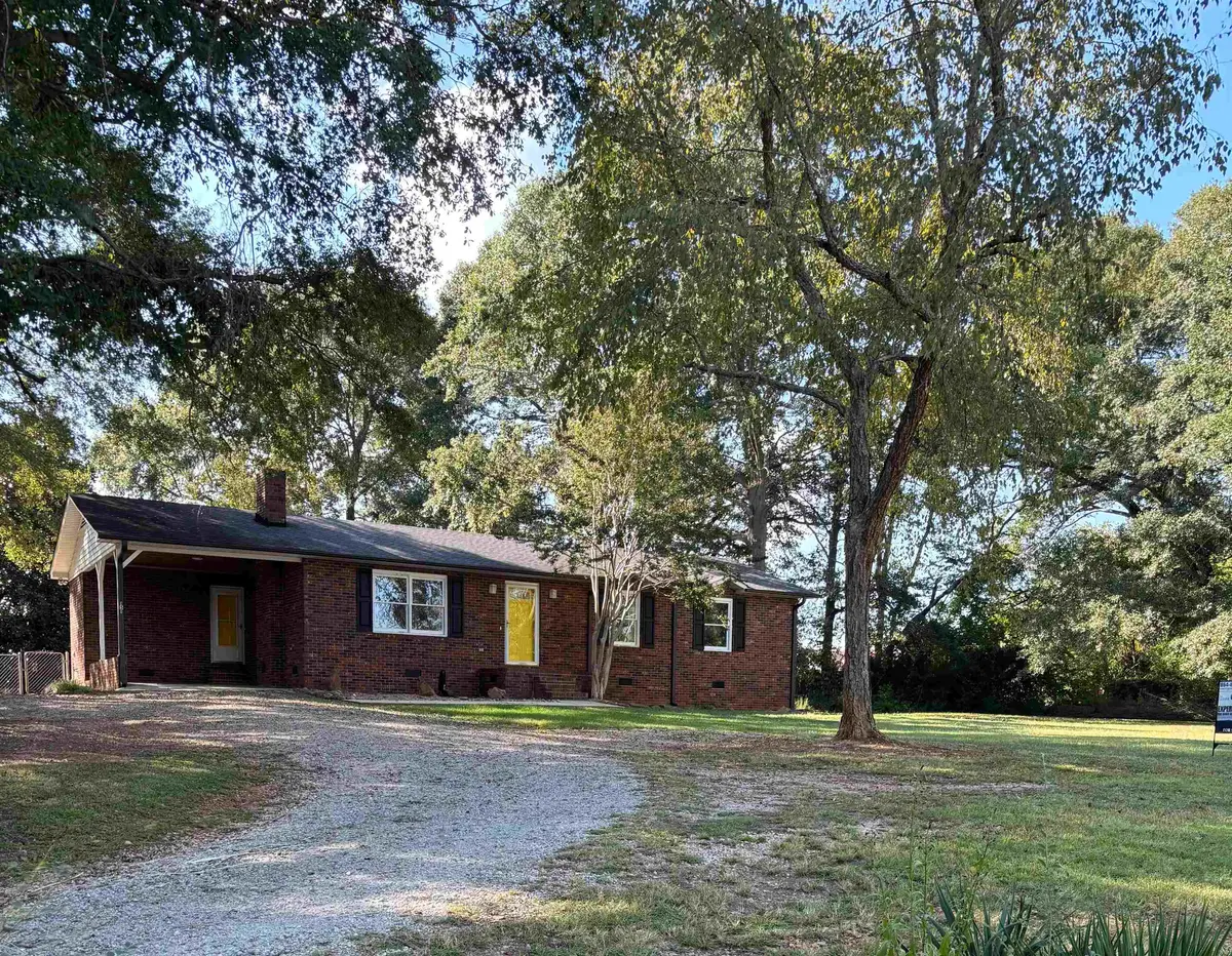 151 Thrift RD, Mayo, SC 29368