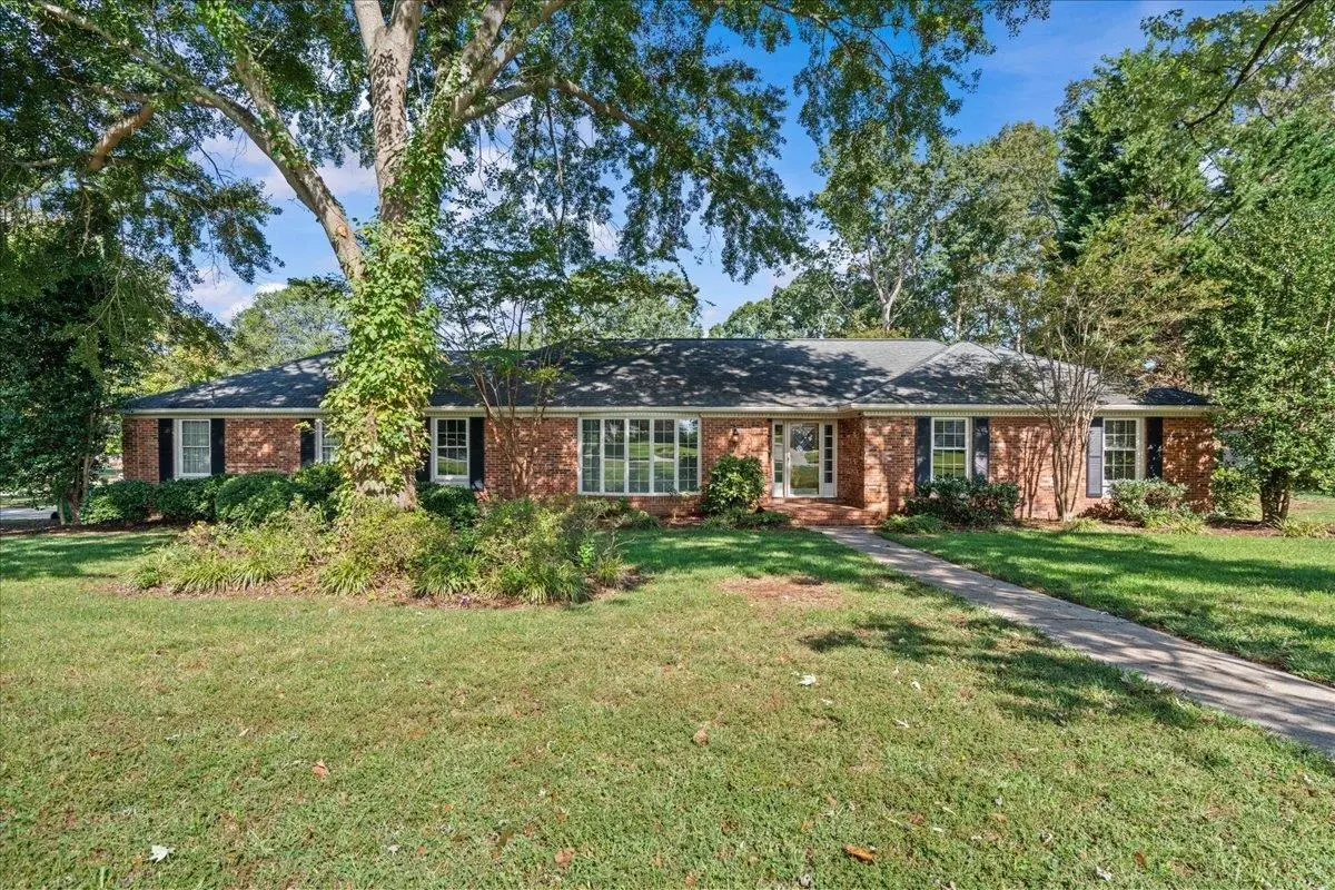505 Cambridge DR, Spartanburg, SC 29301