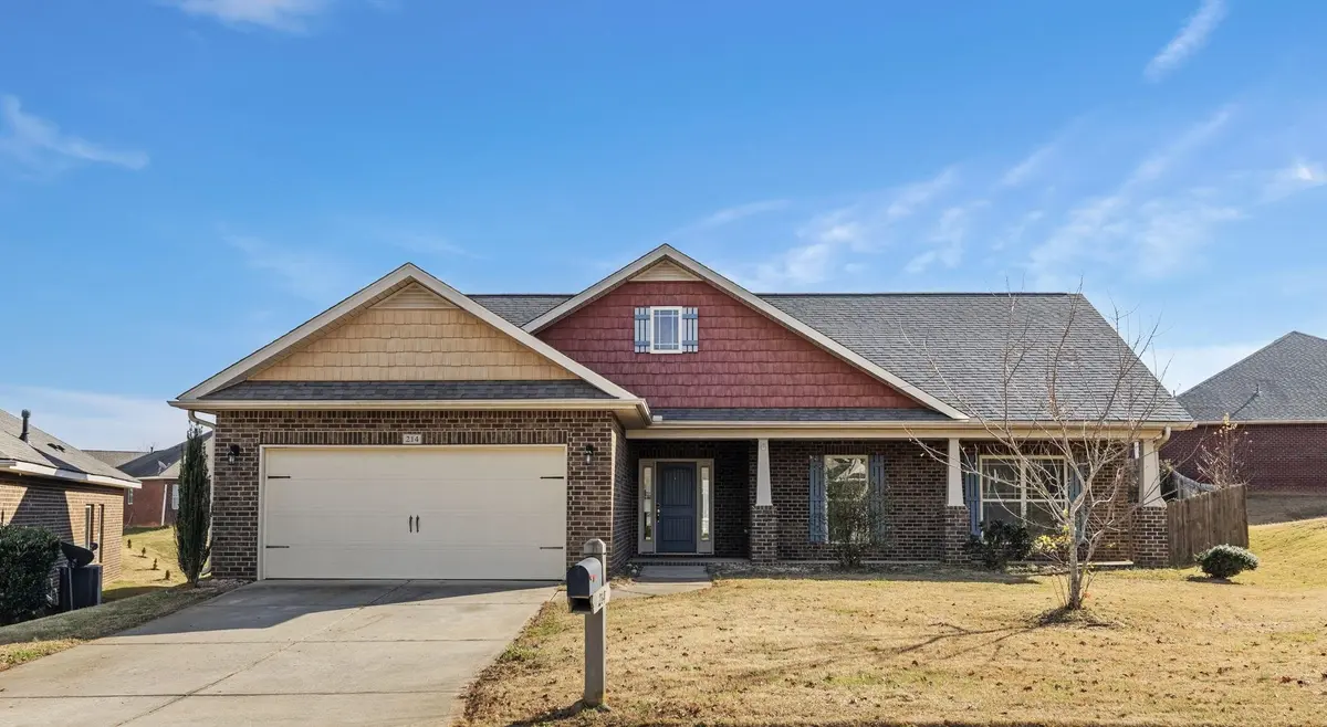 214 Golden Pond CT, Roebuck, SC 29376