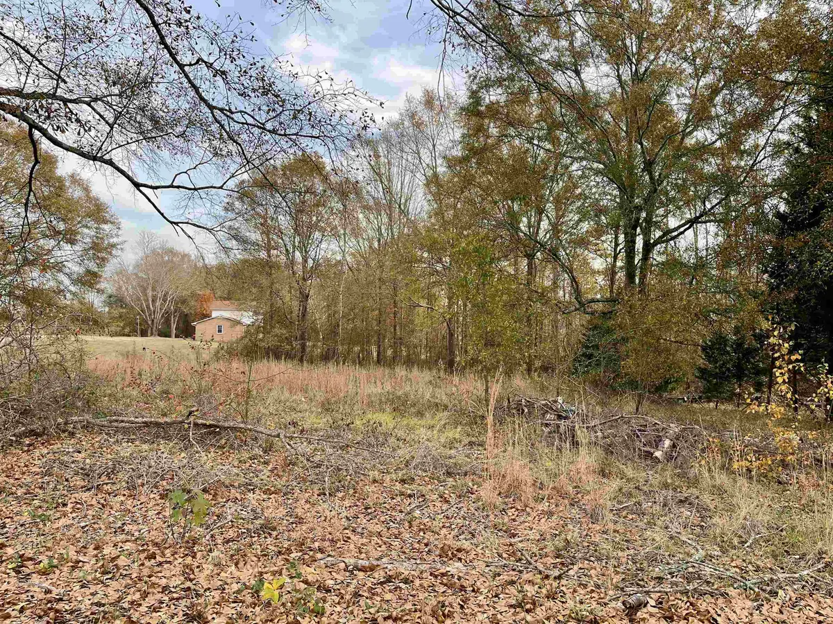 210 Lakeview DR, Cowpens, SC 29330