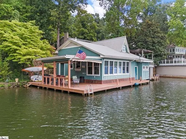 1200 E Lakeshore DR, Landrum, SC 29356