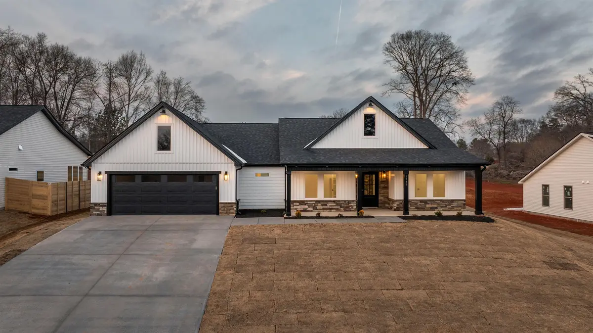1746 Fish Camp RD, Chesnee, SC 29323