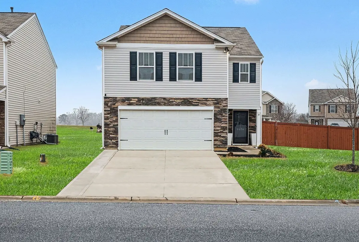 1076 Bridlebrook TRL, Greer, SC 29651
