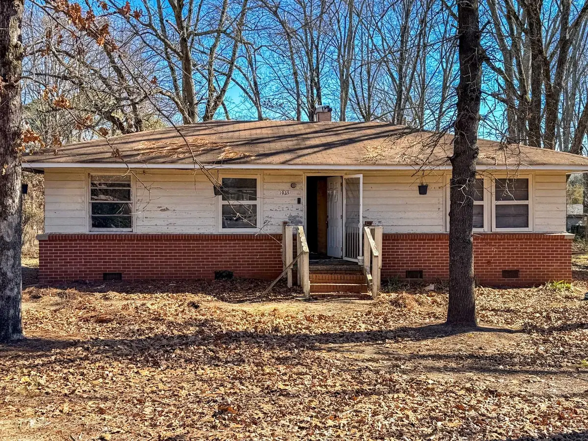 1035 S Stonewall AVE, Rock Hill, SC 29730-5868