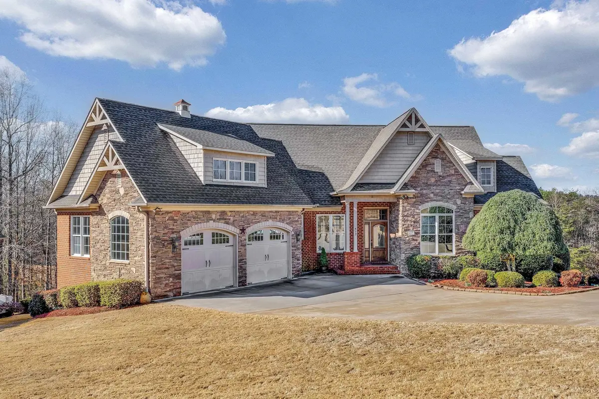 417 Harbour View DR, Chesnee, SC 29323