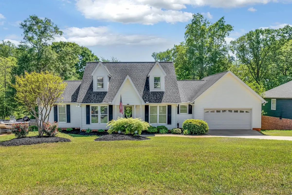 162 Woodcreek DR, Spartanburg, SC 29303