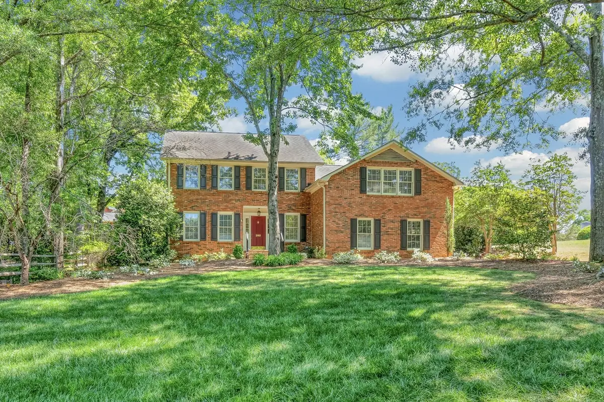 202 Coburn DR, Spartanburg, SC 29302