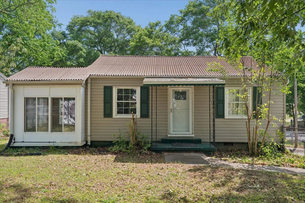 2 Maryland AVE, Greenville, SC 29611-5623