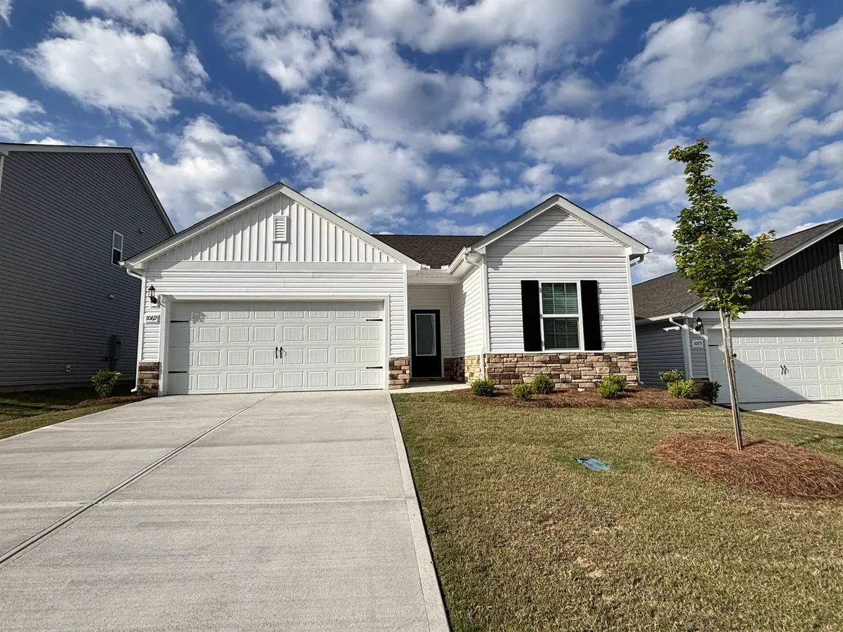 1069 Mossy Oak DR, Moore, SC 29369