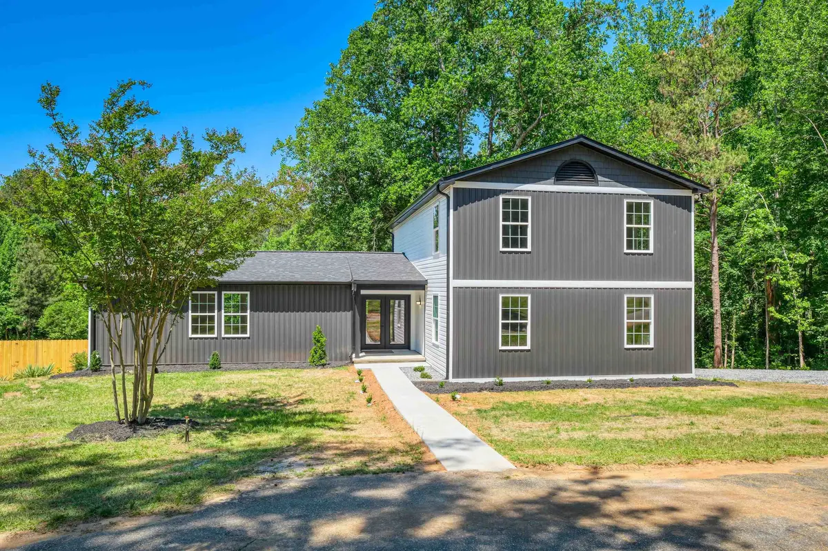 204 Carson DR, Cowpens, SC 29330-9349