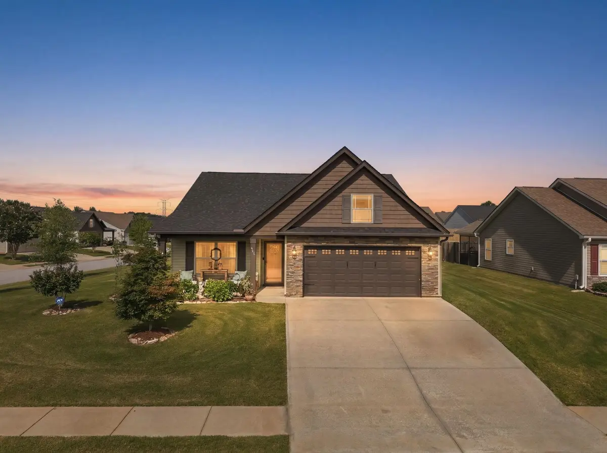 336 Meadowmoor RD, Greer, SC 29651