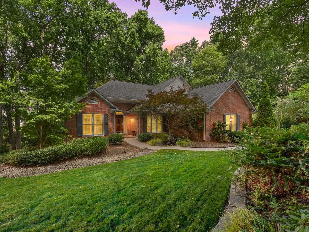 425 Summerton PL, Moore, SC 29369