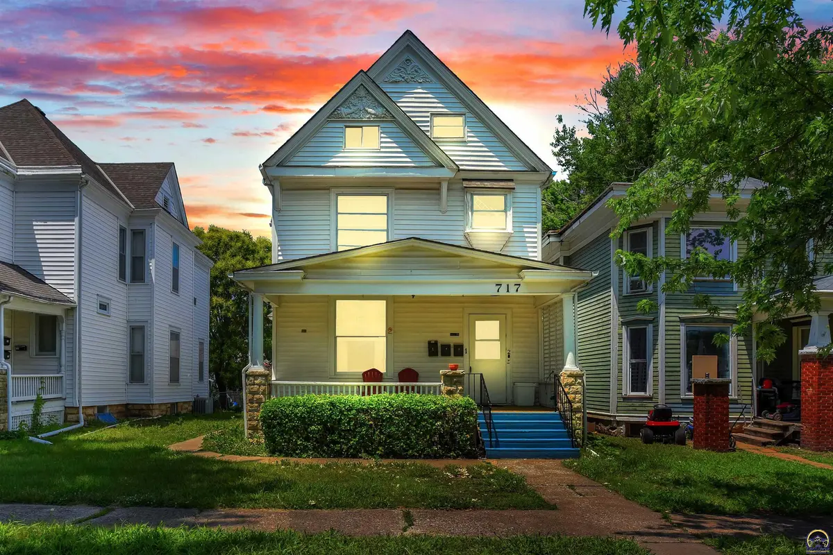 717 SW Lincoln ST, Topeka, KS 66606