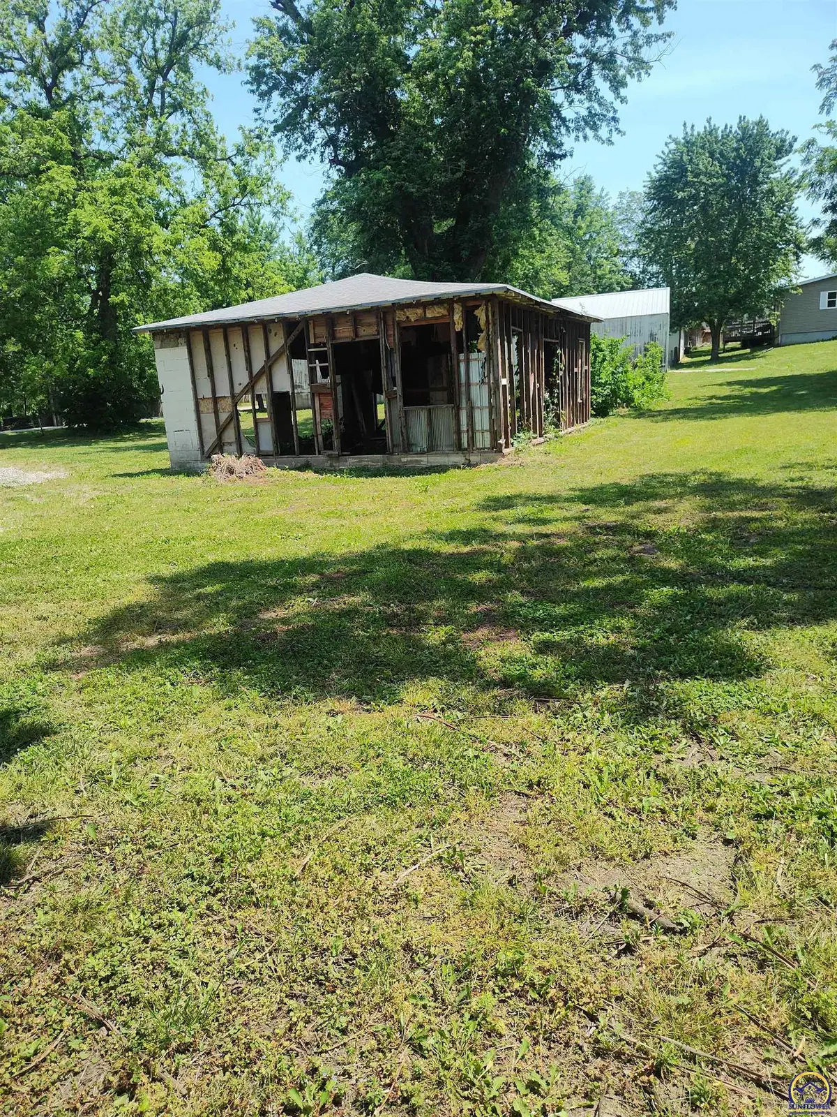 522 Indiana AVE, Holton, KS 66436