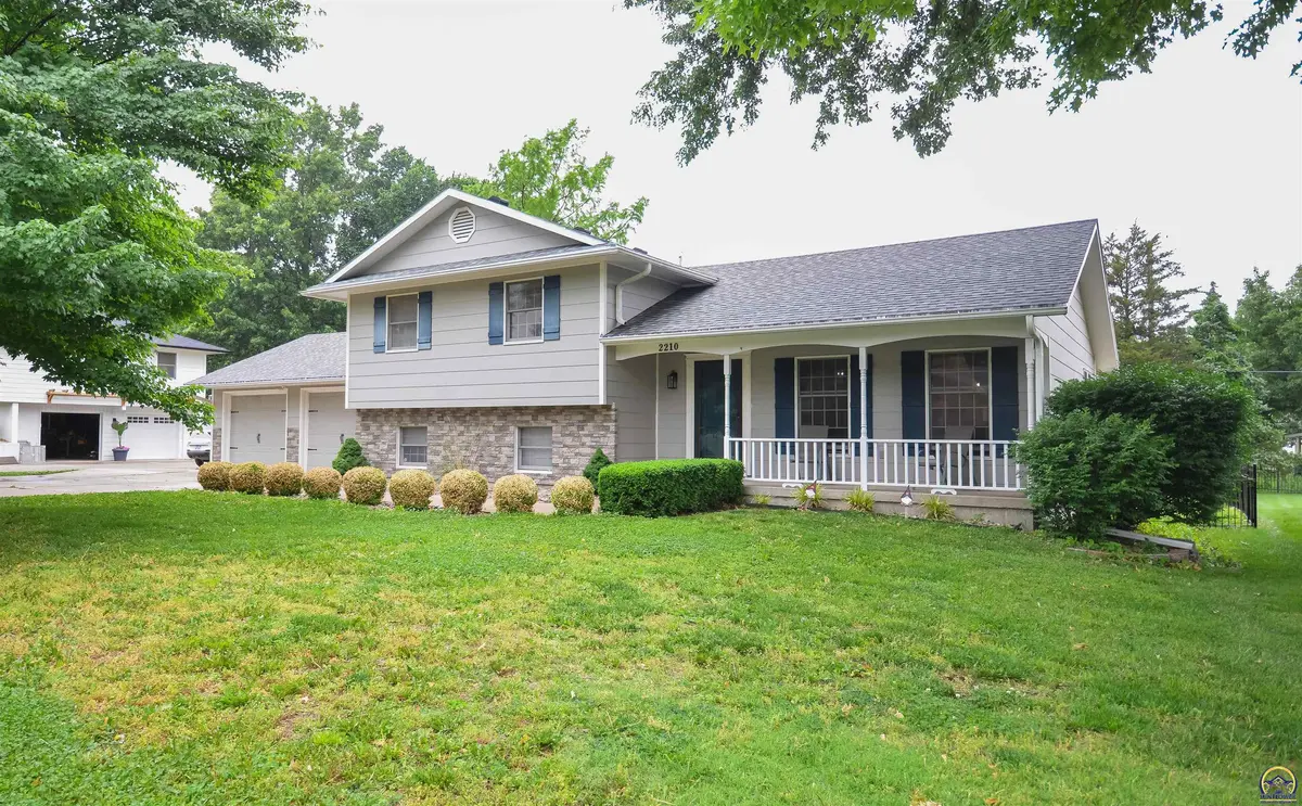 2210 Redwood Ave, Emporia, KS 66801