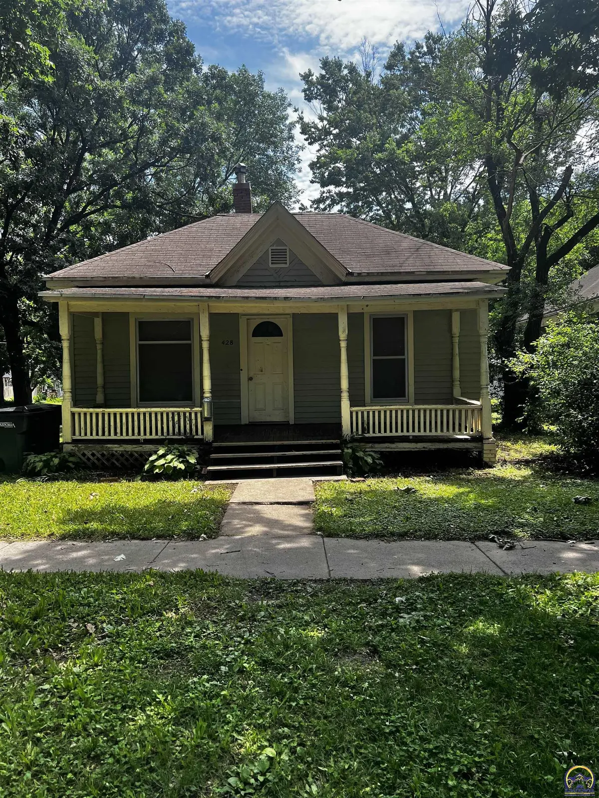 428 Cottonwood ST, Emporia, KS 66801