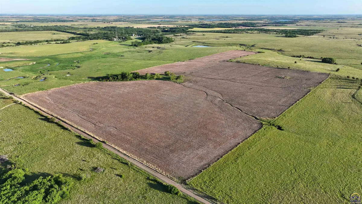 00000 100 Ave, Herington, KS 67449