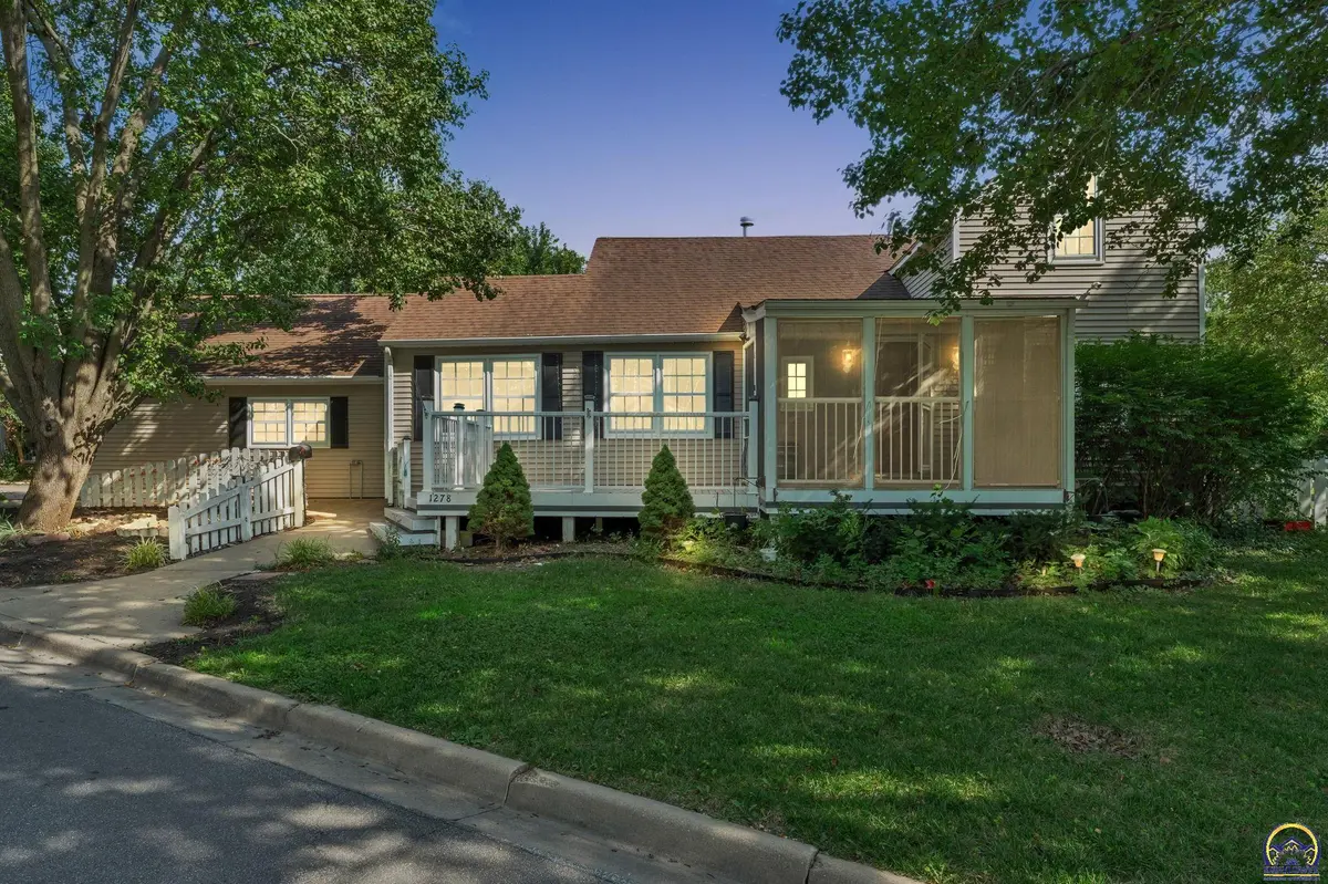 1278 SW Collins AVE, Topeka, KS 66604