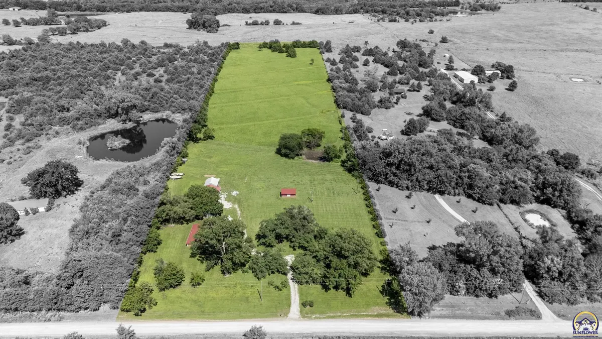 5466 Clark RD, Meriden, KS 66512