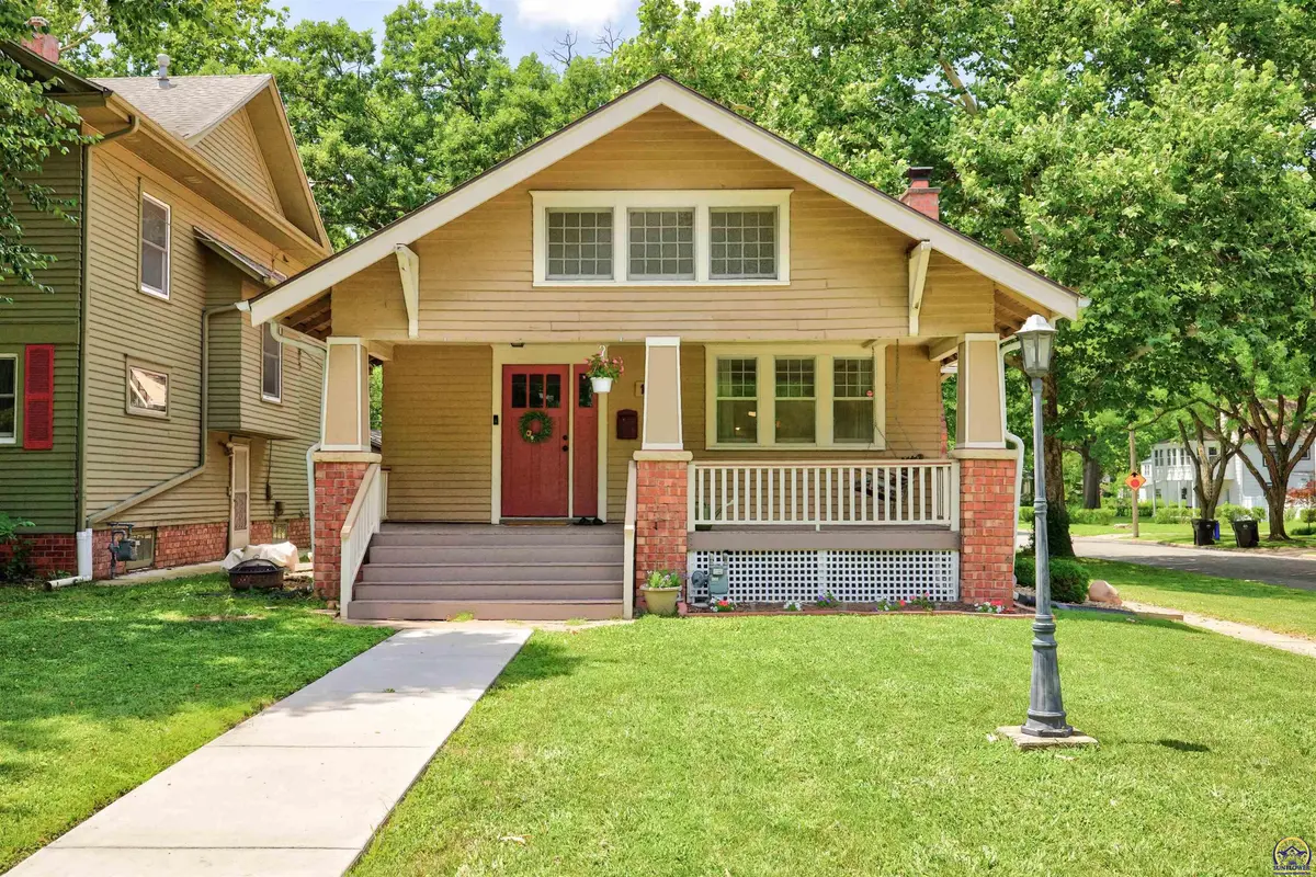 1501 SW Plass AVE, Topeka, KS 66604