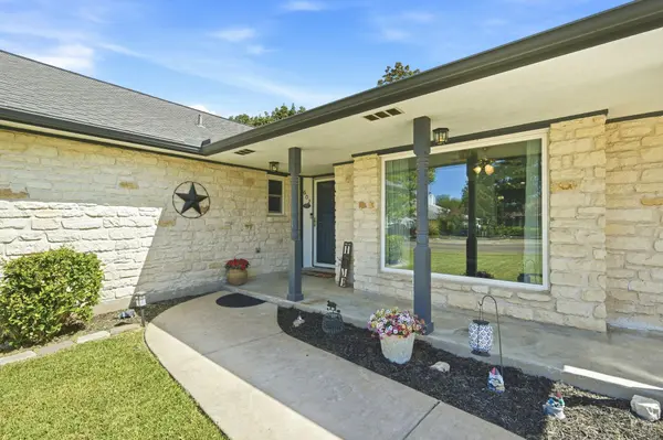 602 Applewood DR, Pflugerville, TX 78660