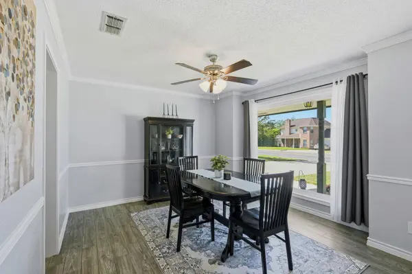 602 Applewood DR, Pflugerville, TX 78660