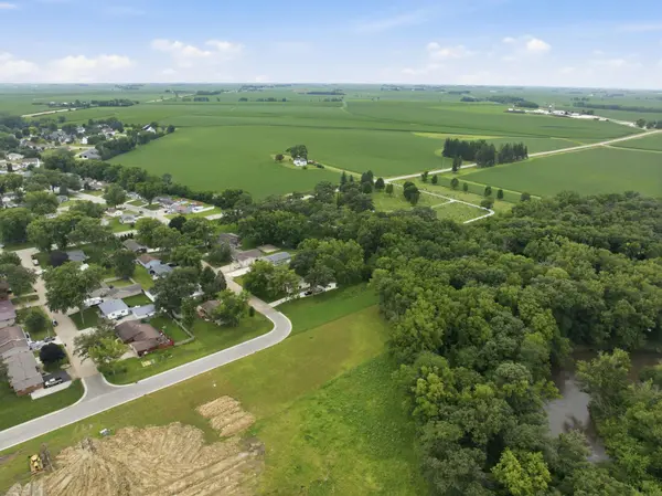 200 Cherry ST, Hudson, IA 50643