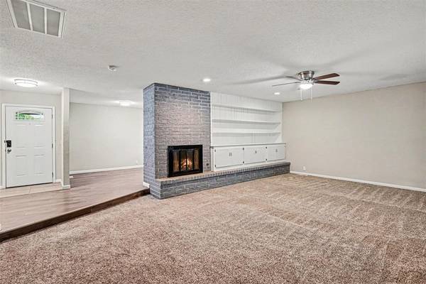 8921 E Rambling Drives, Oklahoma City, OK 73132