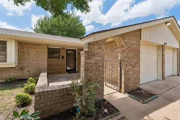 517 Willow Ridge PL, Edmond, OK 73003