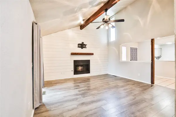 10119 Shadowridge DR, Oklahoma City, OK 73159