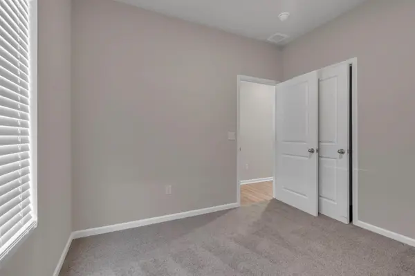 9519 E Hurst St, Wichita, KS 67210