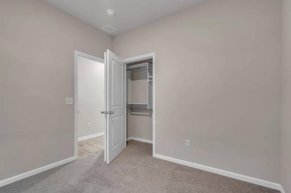 9519 E Hurst St, Wichita, KS 67210