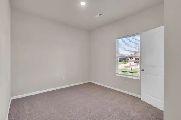 9412 E Hurst St, Wichita, KS 67210