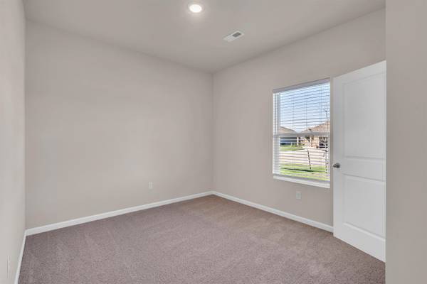9412 E Hurst St, Wichita, KS 67210