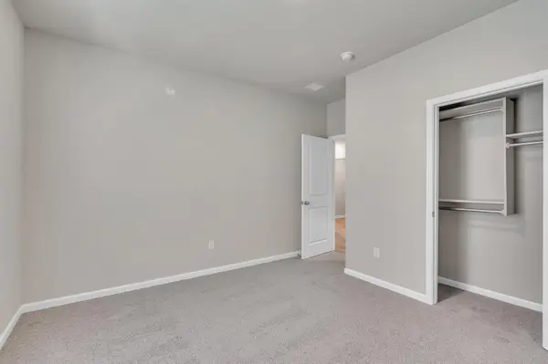 9404 E Hurst St, Wichita, KS 67210