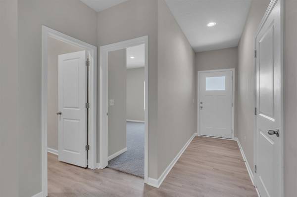 9404 E Hurst St, Wichita, KS 67210