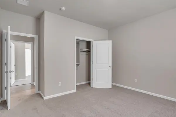 9404 E Hurst St, Wichita, KS 67210