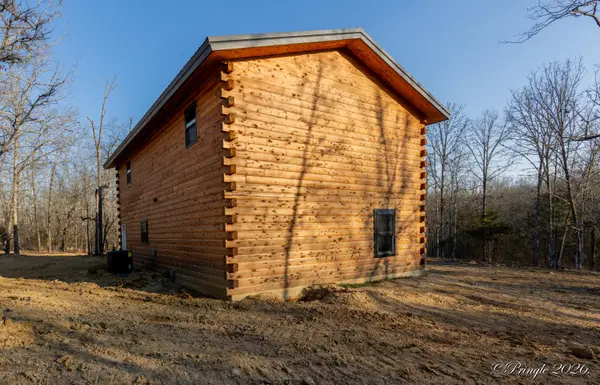 8969 Private Road 8209, West Plains, MO 65775