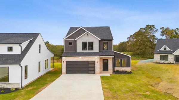 2031 Meadow Glen CT, Chesnee, SC 29323