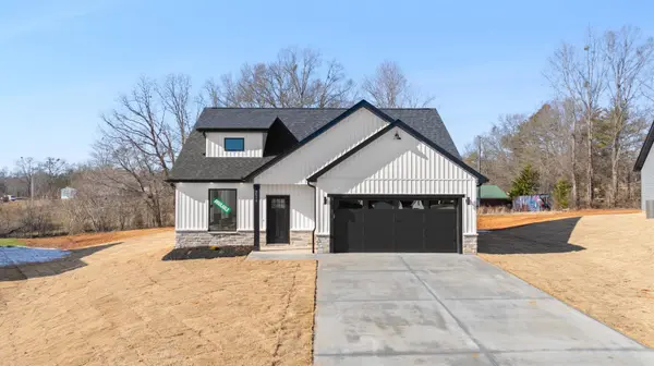 2039 Meadow Glen CT, Chesnee, SC 29323